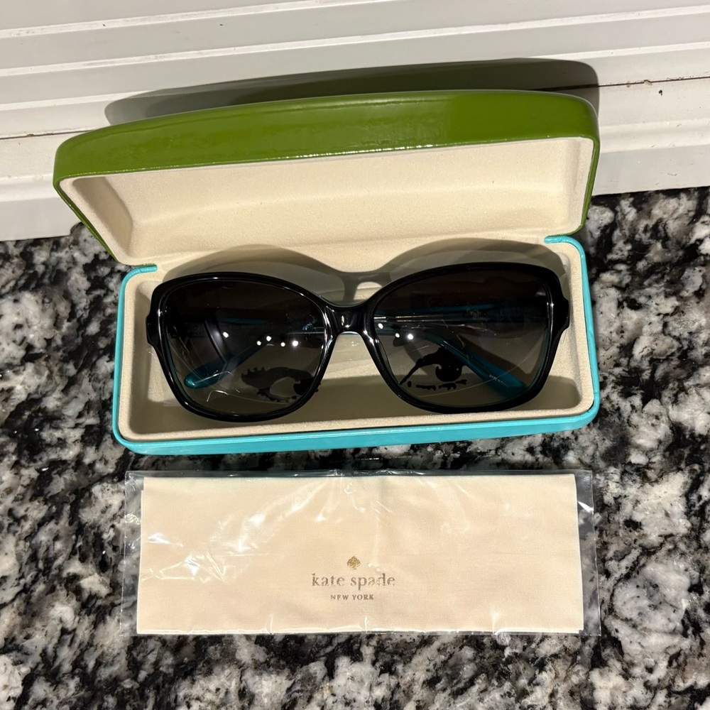 Kate Spade Black/Aqua Sunglasses with Hard Case